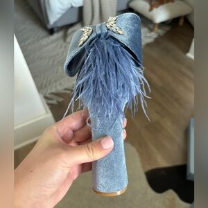 NWT ANTONIO MELANI BLUE BOW HEELS